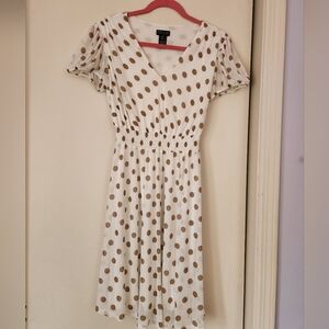 Polka dot mid-length dress
